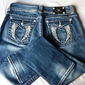🐒Price Dropped! 💖Miss Me❤Jeans (size 32)